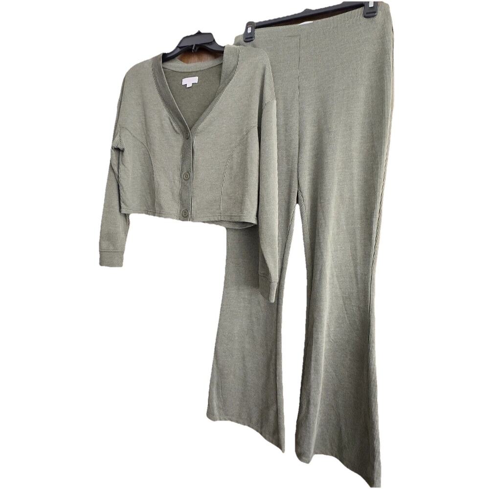 Colsie 2 Piece Ribbed Pajama Set small top medium bottom Y2K soft cozy crop top